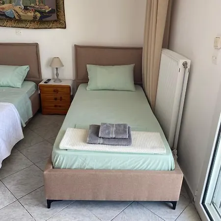 Joannas Stefaneli House * Himarë