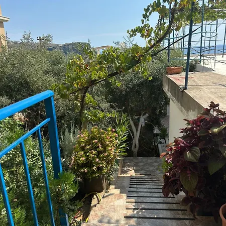 Guest house Joannas Stefaneli House