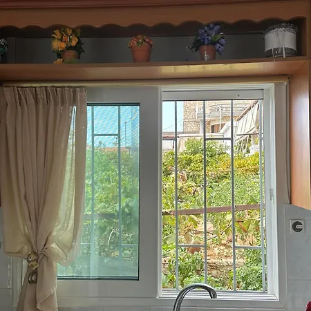Joannas Stefaneli House Himarë