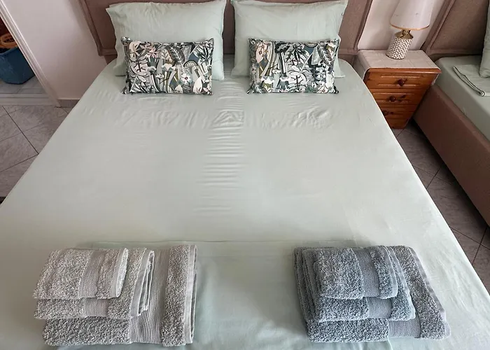 Guest house Joannas Stefaneli House *